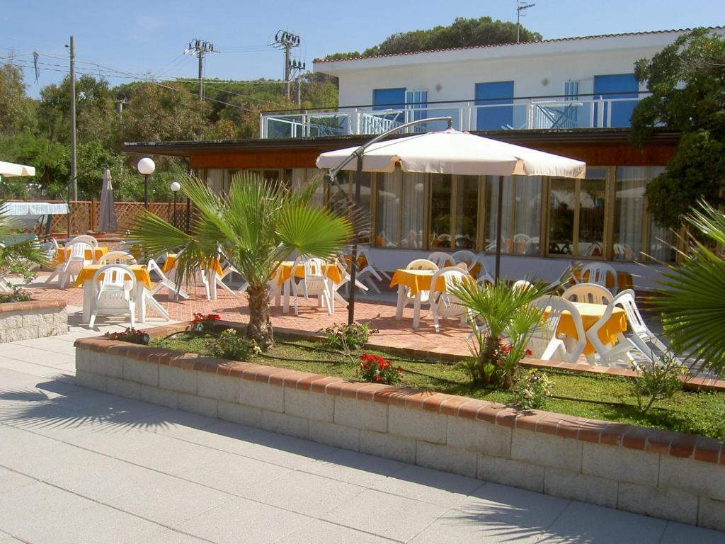 Baia Del Sole Hotel Paestum Buitenkant foto