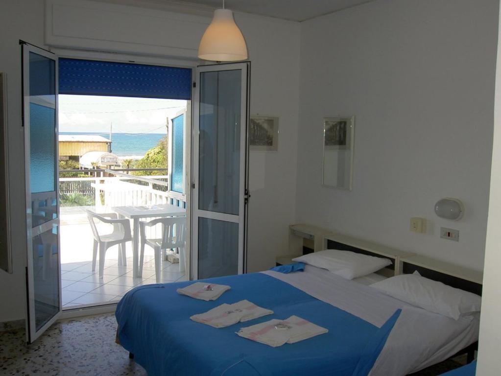Baia Del Sole Hotel Paestum Kamer foto